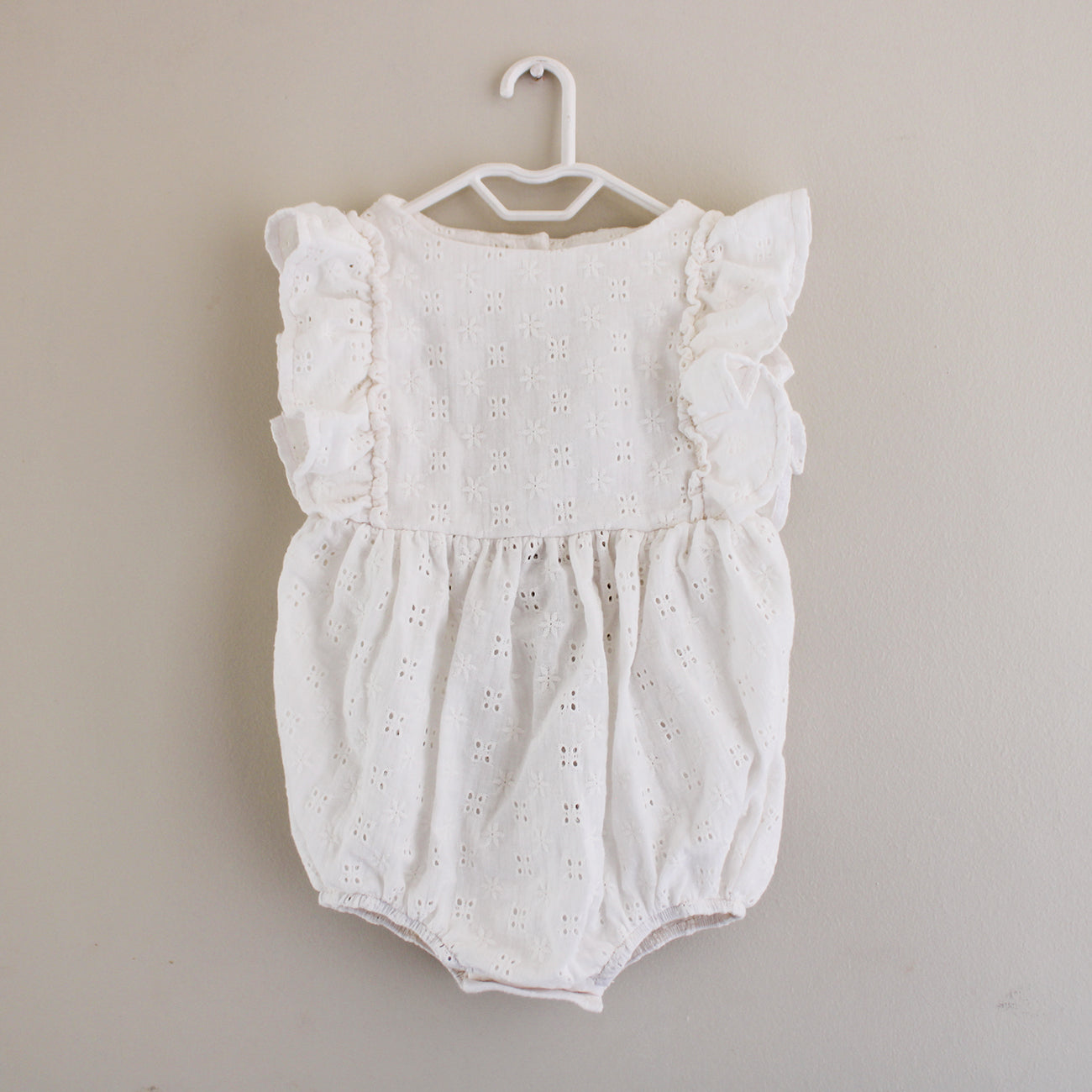 Anglaise Frilly Romper - Cream (headband sold separately)