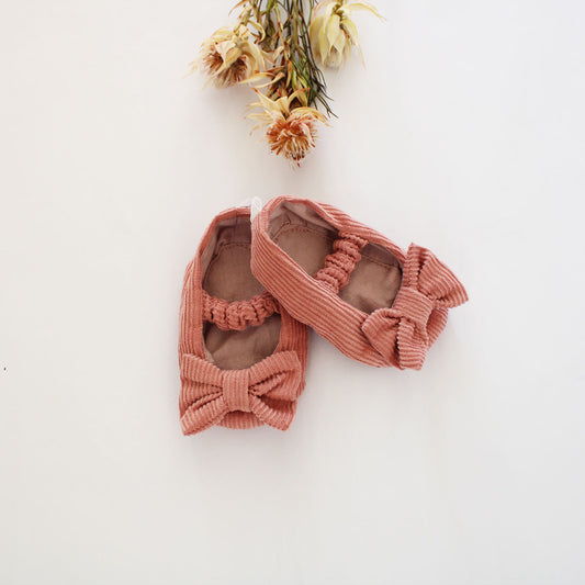 Soft Sole Shoes with bow - Pink Corduroy